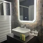 Olive Grand 8 To 10 Guests Balcony Parking Apartment *