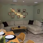 Olive Grand 8 To 10 Guests Balcony Parking 潘波洛沃